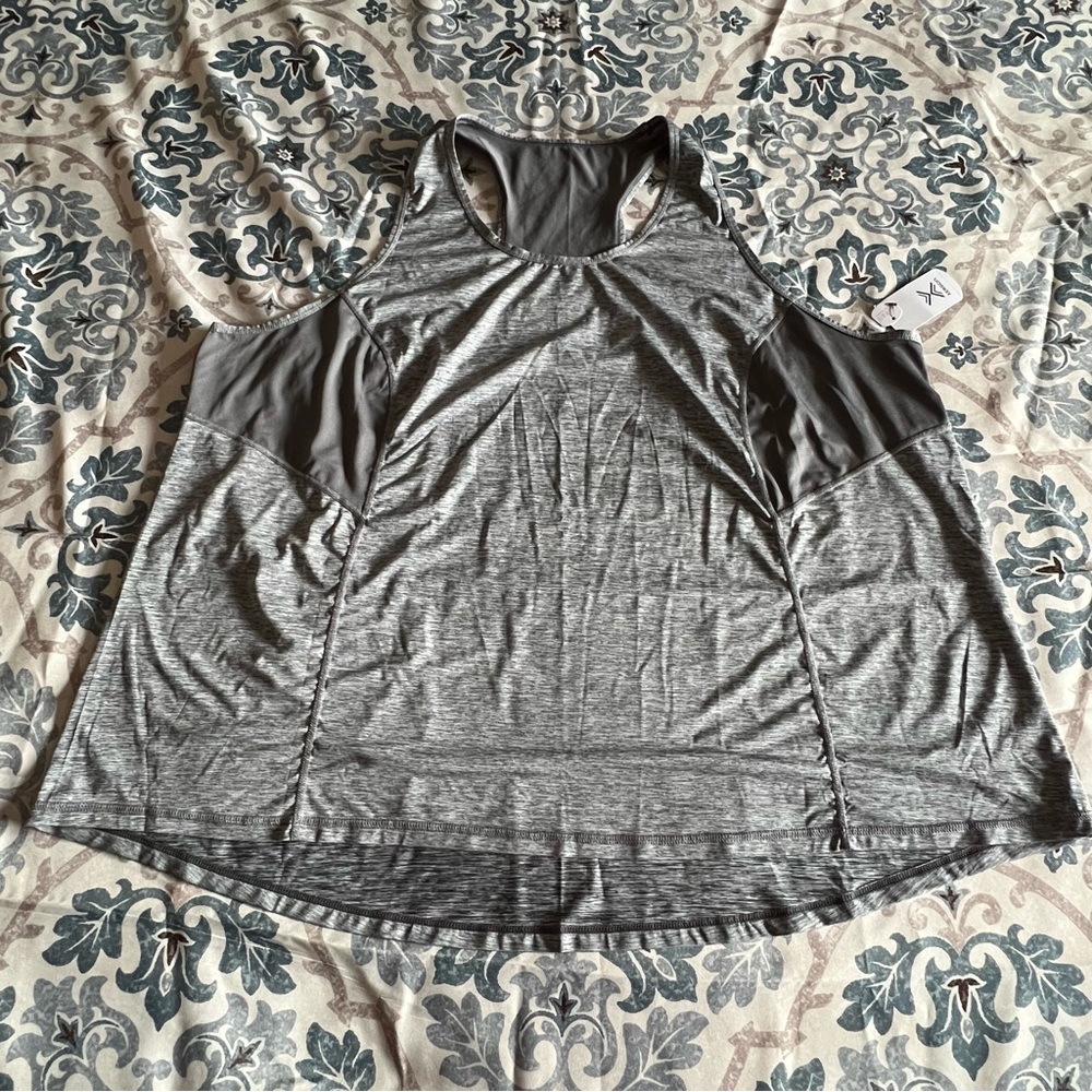 NEW! Xersion Racerback Tank 4X - Picture 3 of 8